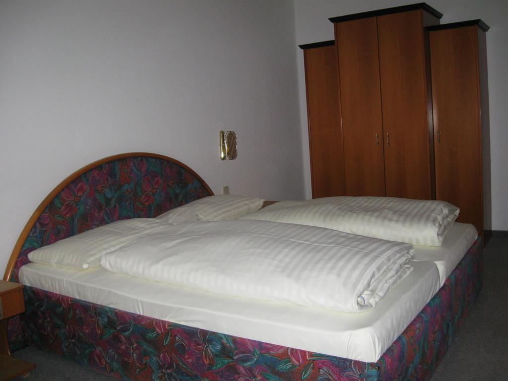 Holiday Apartments Warmbad Villach Room photo